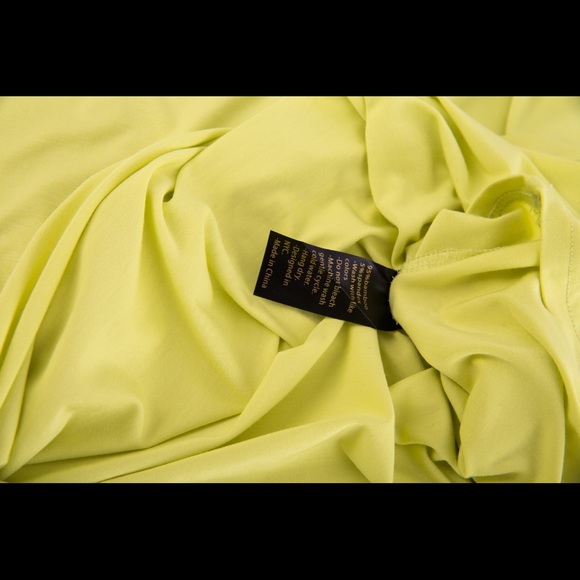 KING NEW YORK, V-NECK T-SHIRT, BRIGHT YELLOW. - Picture 4 of 15